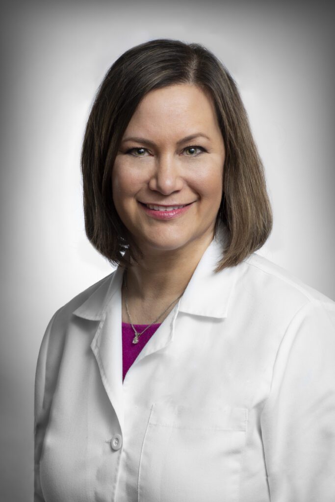 Rachel Rohde, an female orthopedic hand surgery specialist