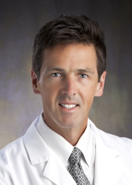 Dr. Paul Fortin is an orthopedic surgeon at UnaSource Surgery Center in Troy, Michigan. A Canadian ankle surgery patient recently praised Dr. Fortin and UnaSource Surgery Center.