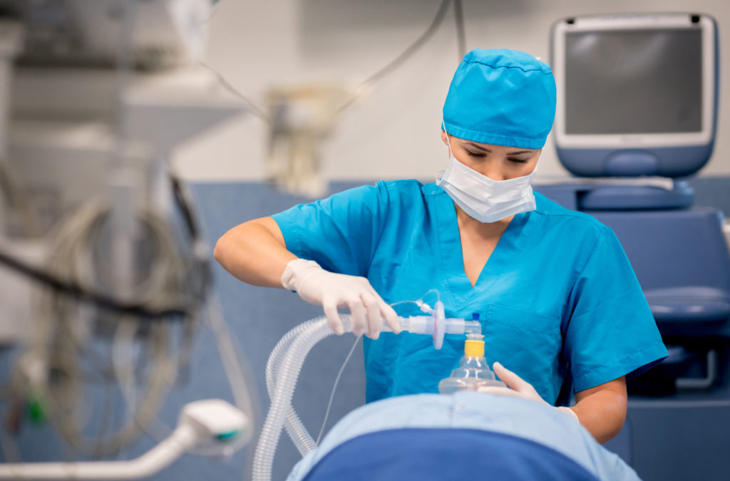 Understanding the process of receiving anesthesia before surgery, as depicted in this image, may help relieve patients' anxiety.